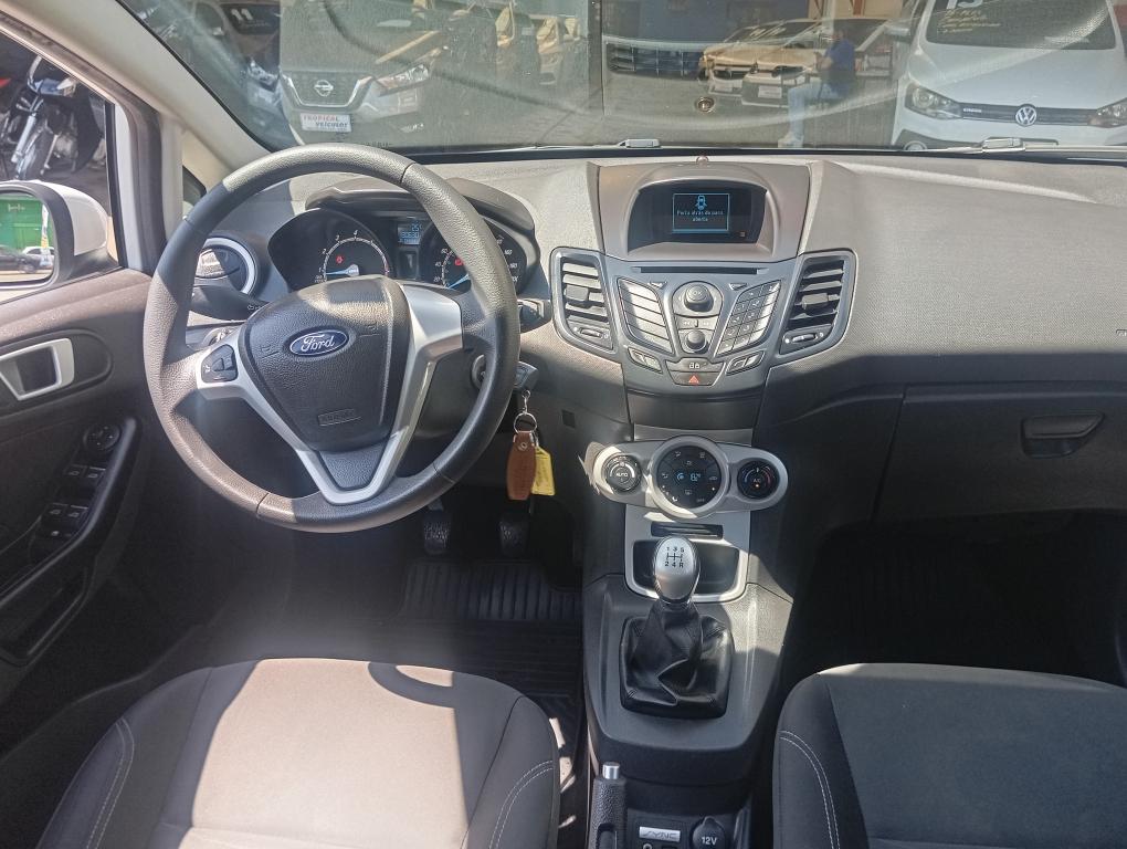 FORD Fiesta Hatch - Foto