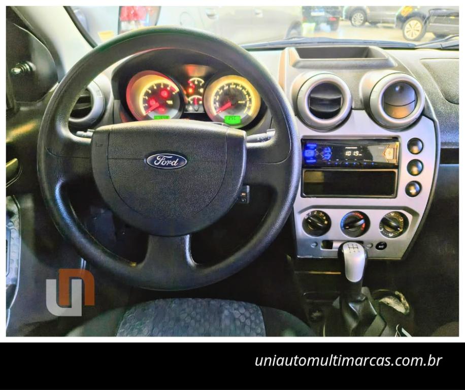 FORD Fiesta Hatch - Foto