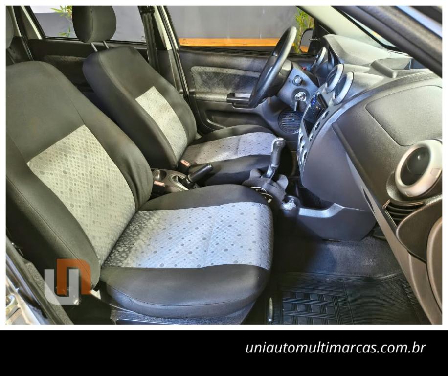 FORD Fiesta Hatch - Foto