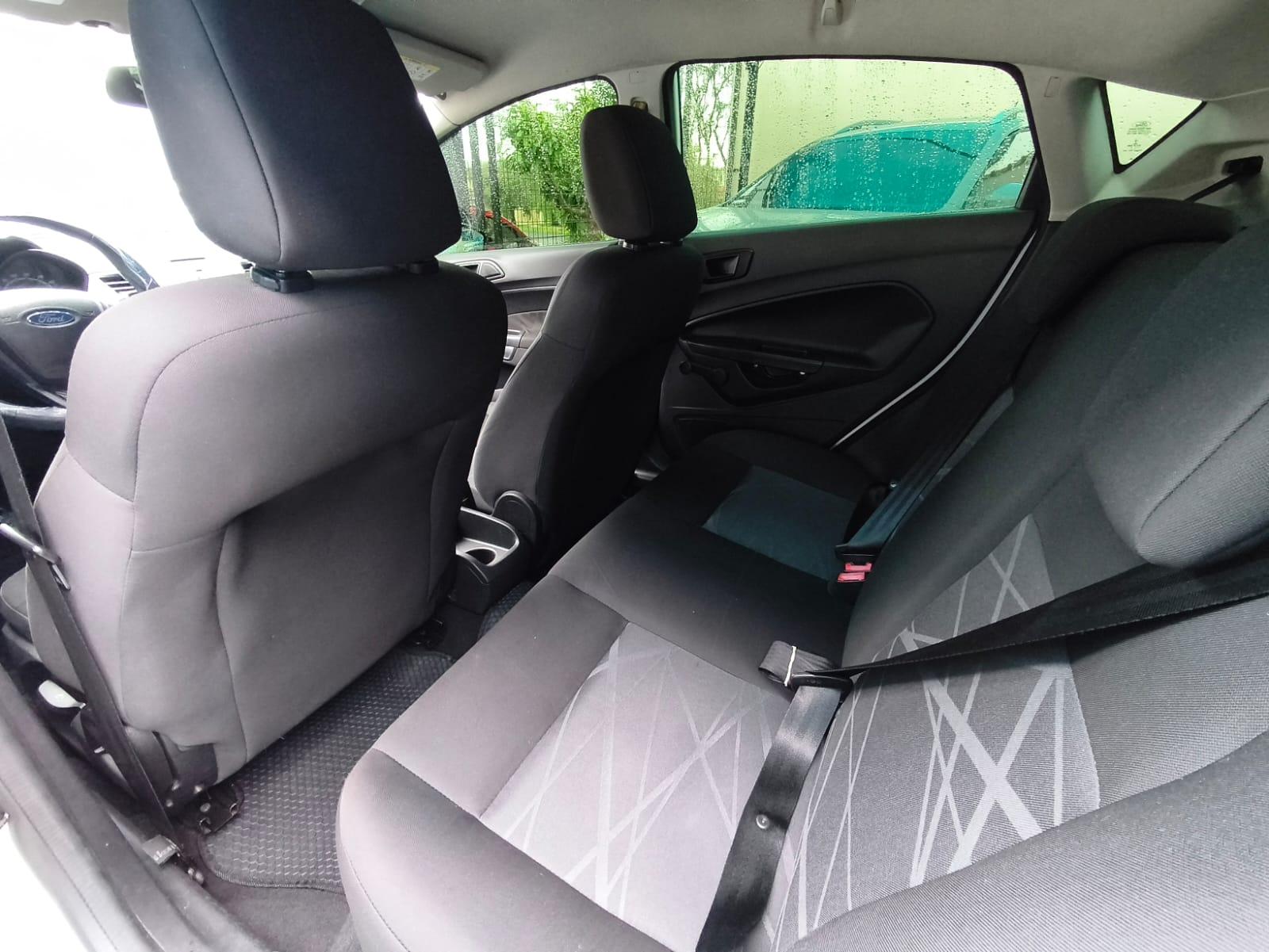 FORD Fiesta Hatch - Foto