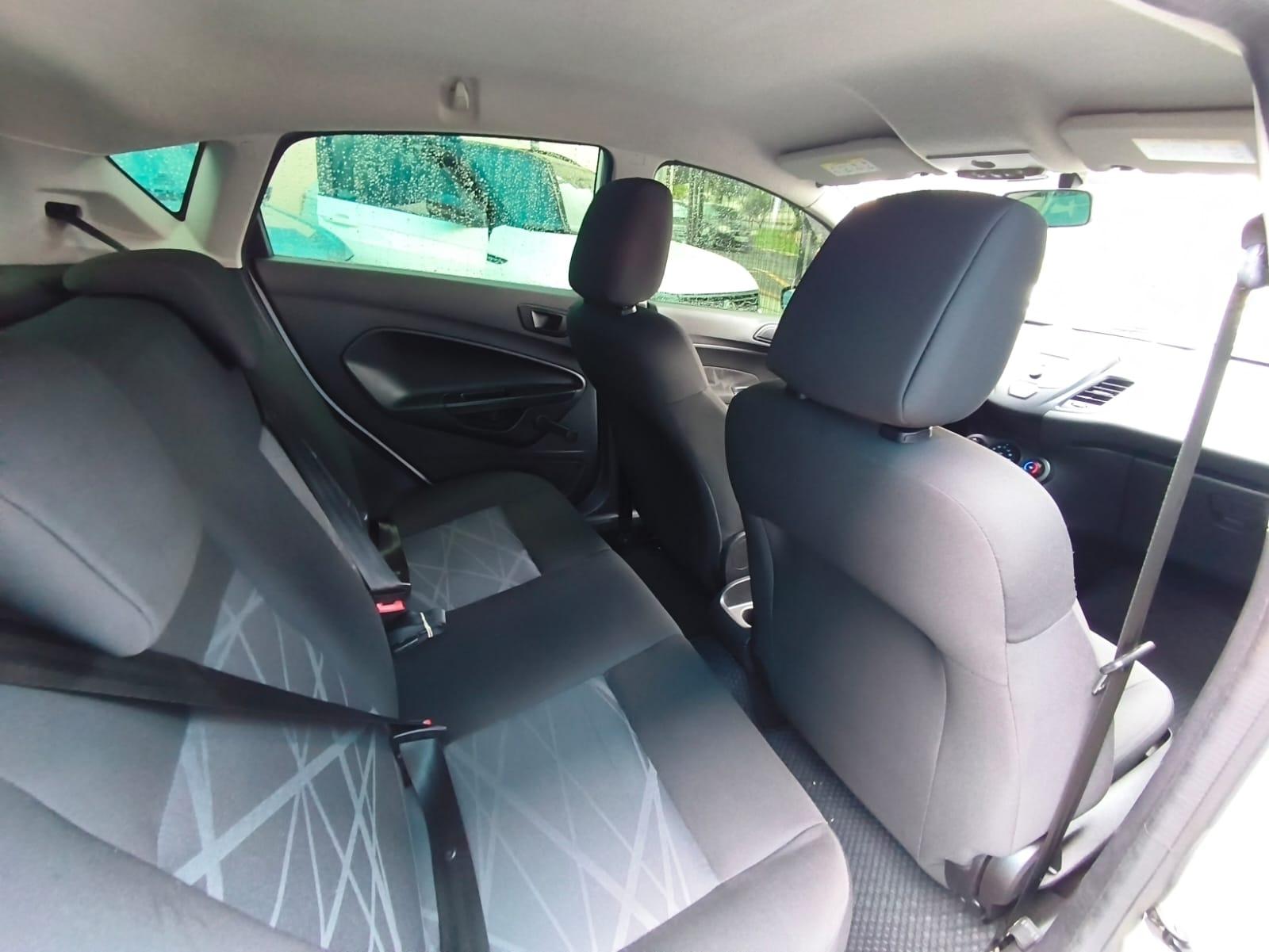 FORD Fiesta Hatch - Foto
