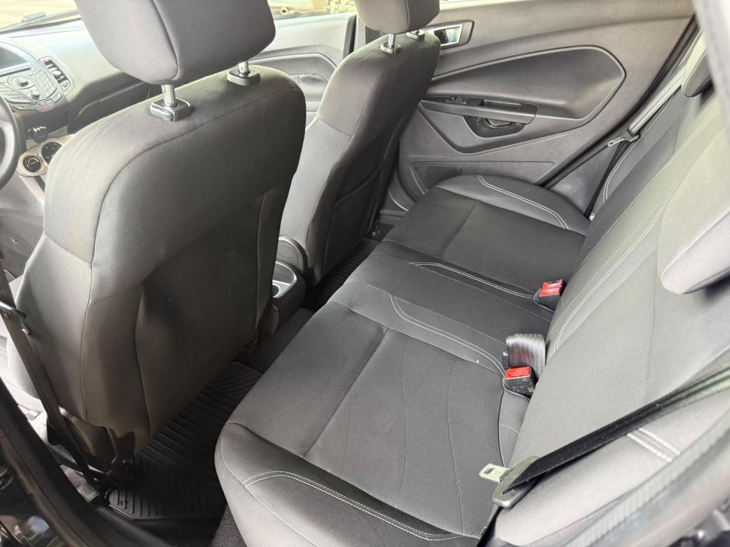 FORD Fiesta Hatch - Foto