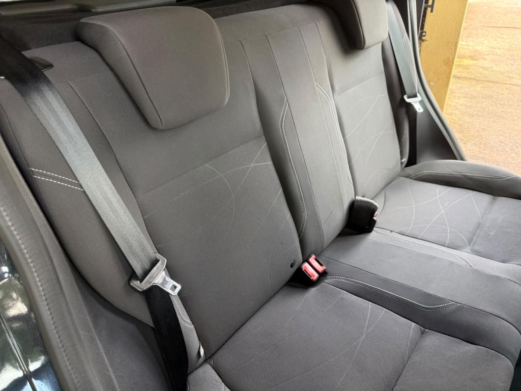 FORD Fiesta Hatch - Foto