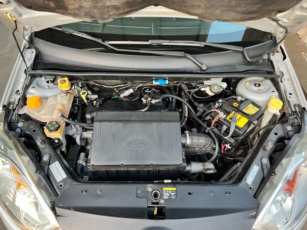 FORD Fiesta Hatch - Foto