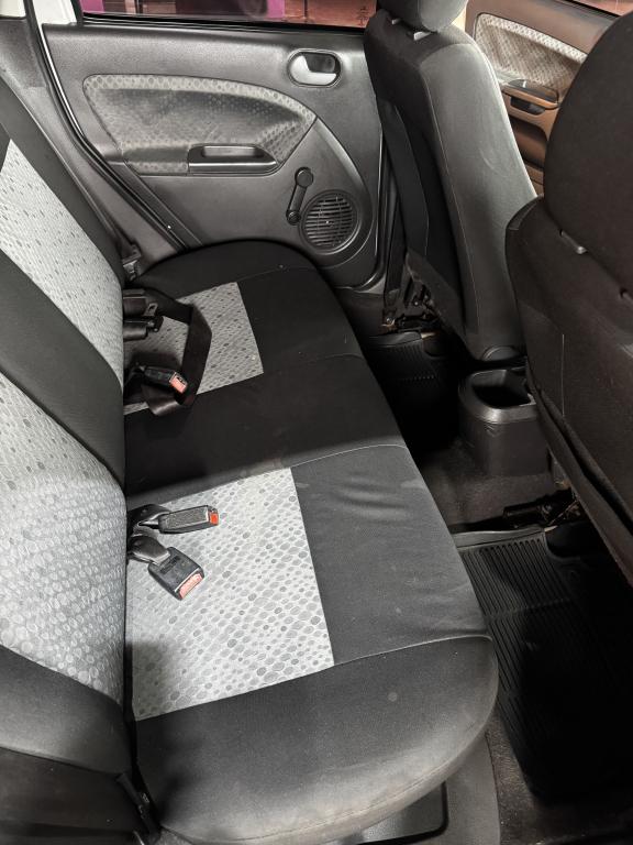 FORD Fiesta Hatch - Foto
