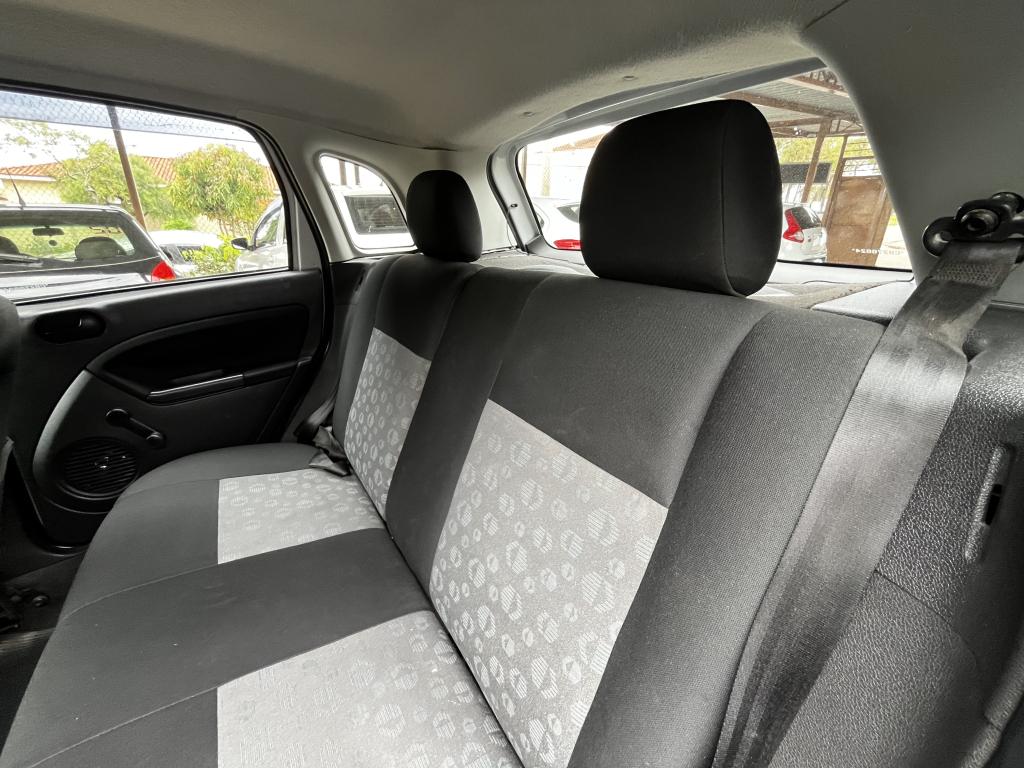 FORD Fiesta Hatch - Foto