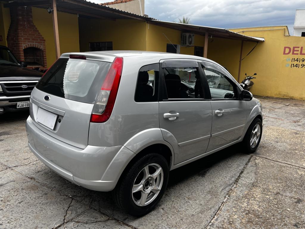 FORD Fiesta Hatch - Foto