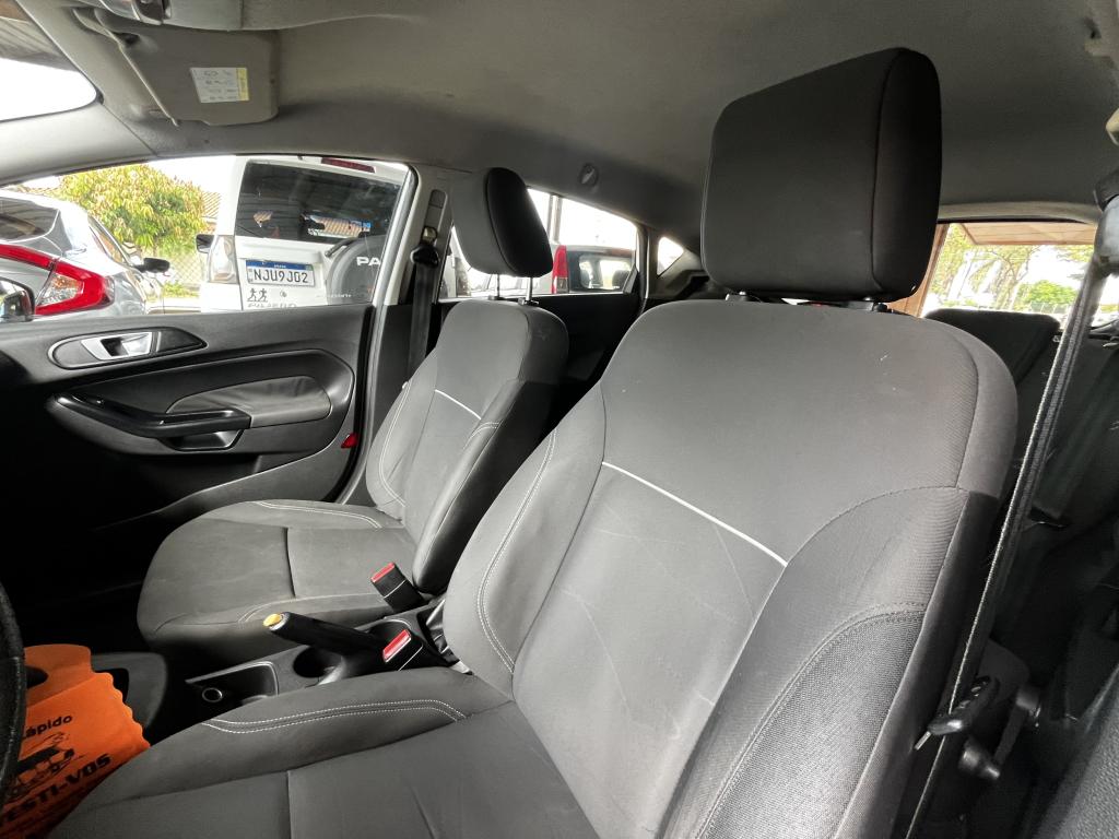 FORD Fiesta Hatch - Foto