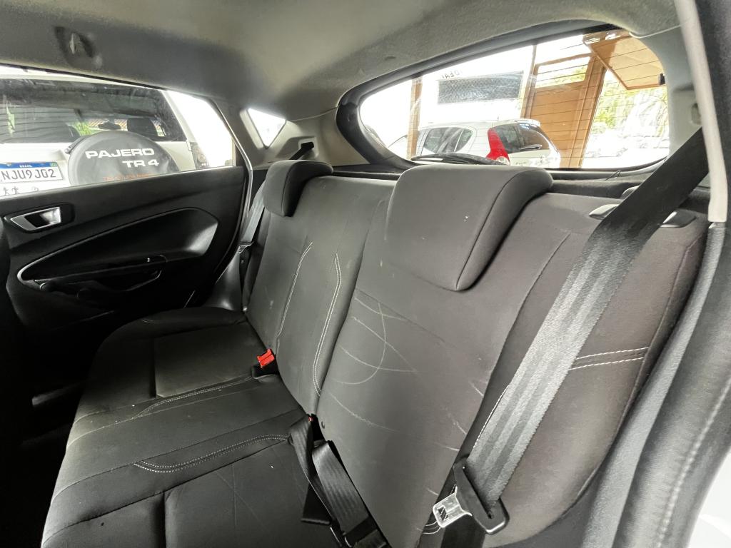 FORD Fiesta Hatch - Foto