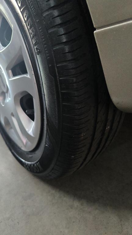 FORD Fiesta Sedan - Foto