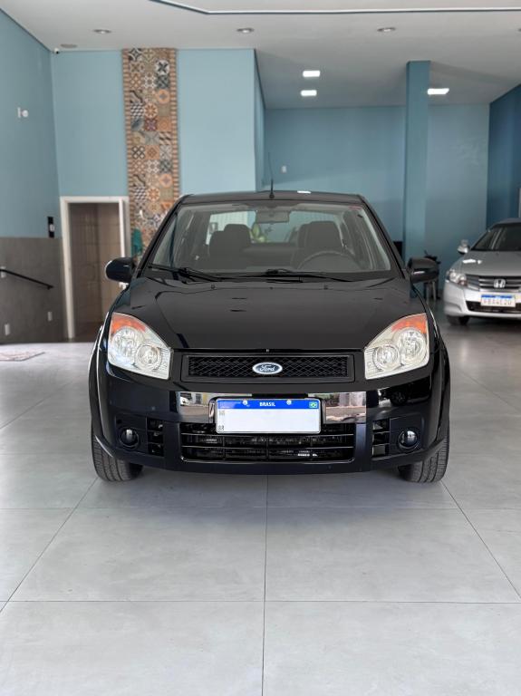 FORD Fiesta Sedan - Foto