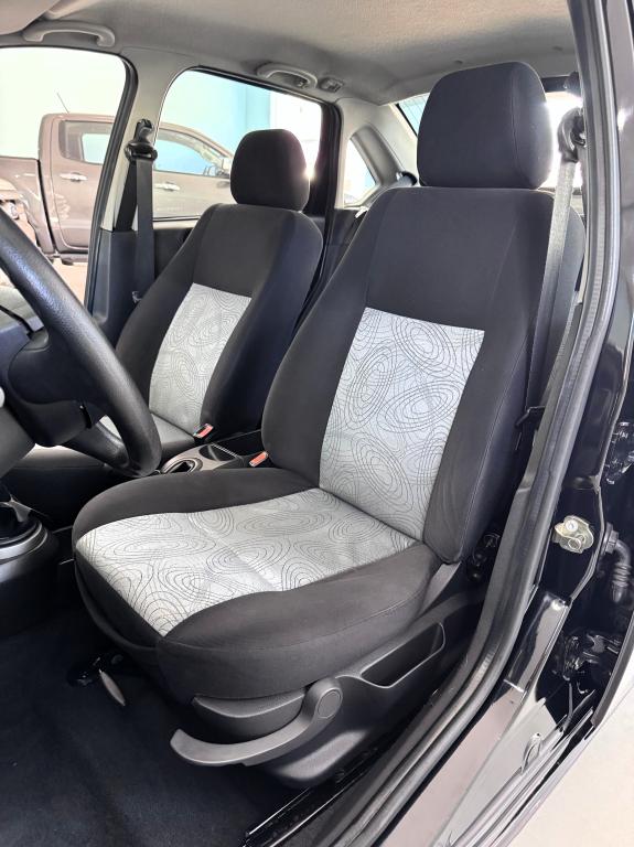 FORD Fiesta Sedan - Foto