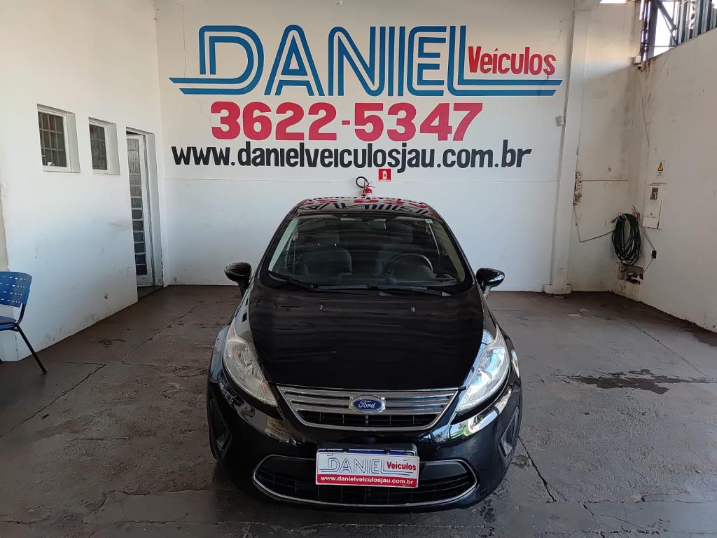 FORD Fiesta Sedan - Miniatura