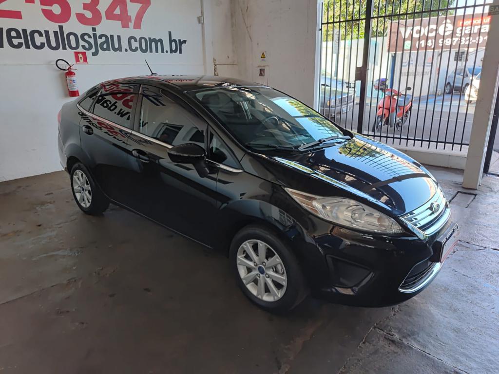 FORD Fiesta Sedan - Miniatura