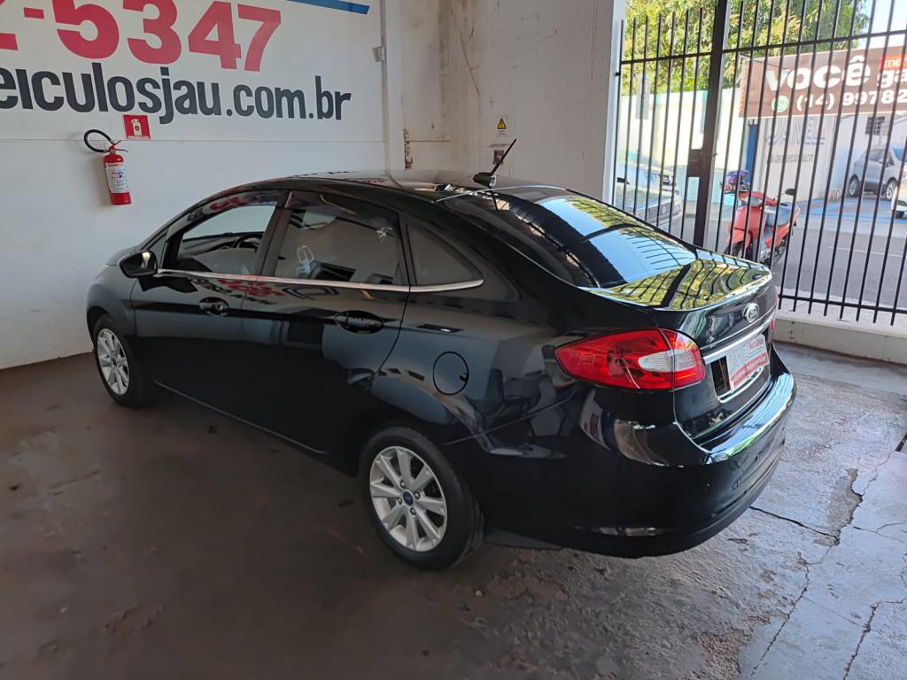 FORD Fiesta Sedan - Miniatura