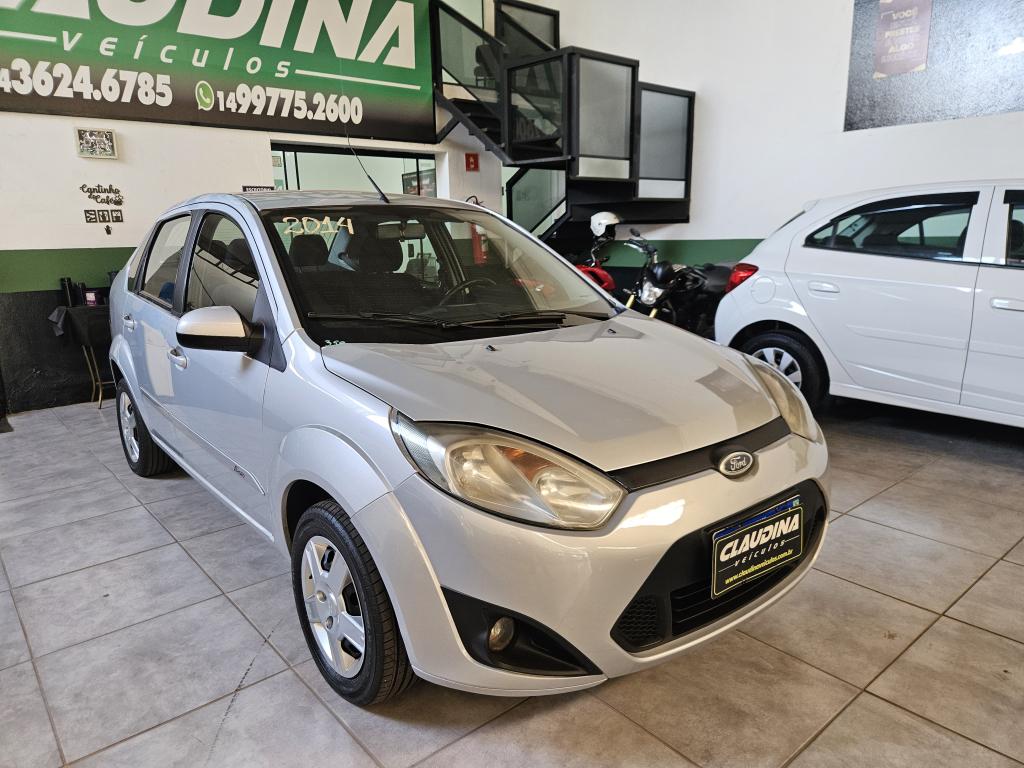 FORD Fiesta Sedan - Foto