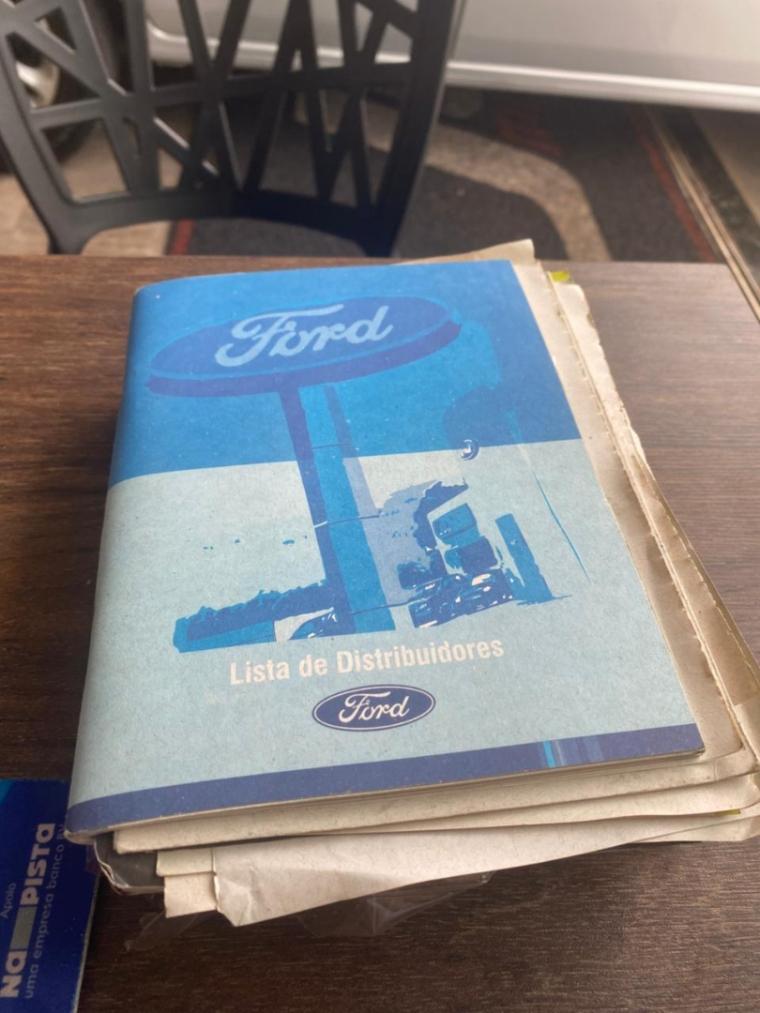 FORD Fiesta Sedan - Foto