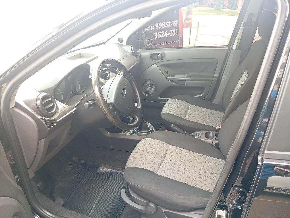 FORD Fiesta Sedan - Foto