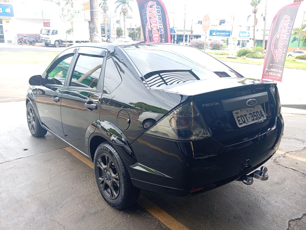 FORD Fiesta Sedan - Foto