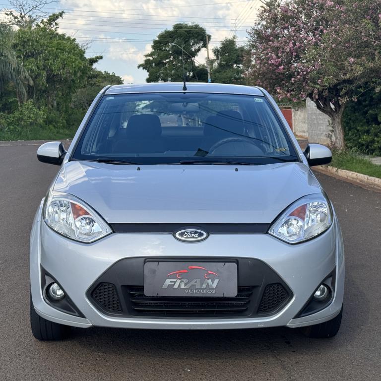 FORD Fiesta Sedan - Foto