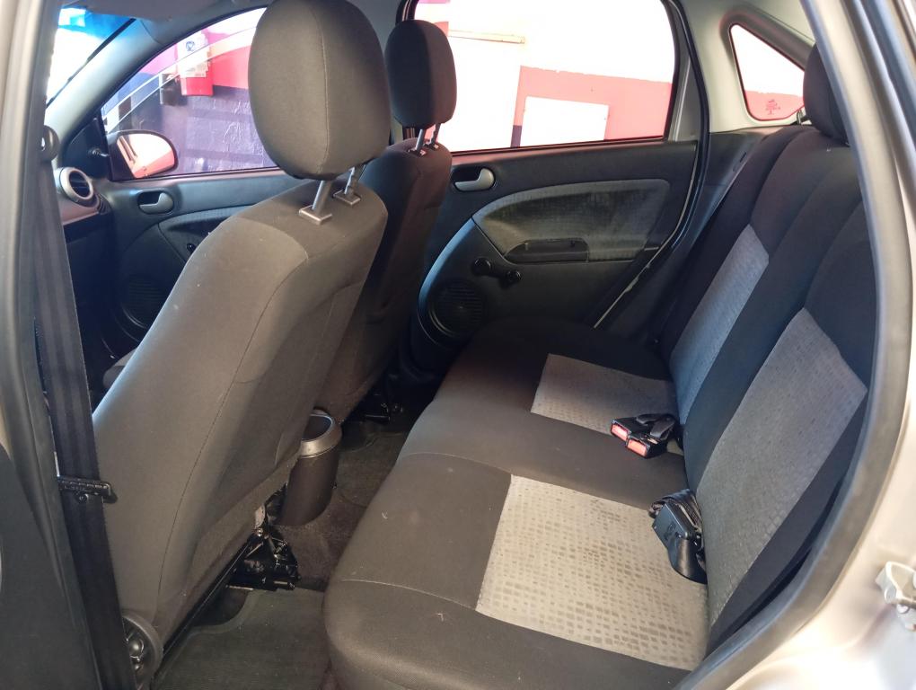 FORD Fiesta Sedan - Foto