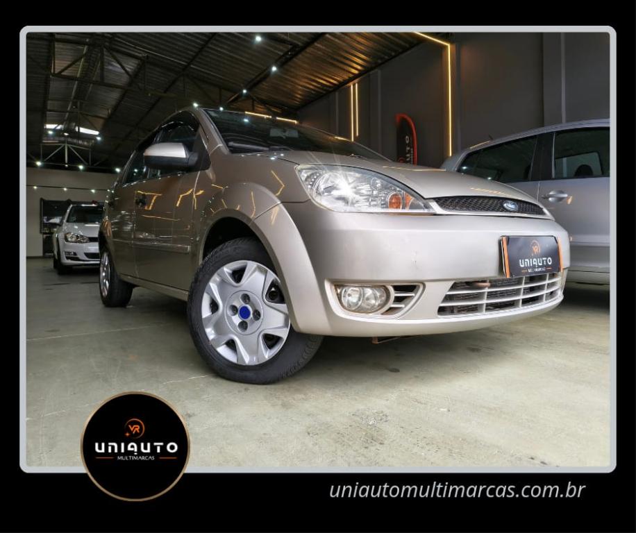 FORD Fiesta Sedan - Foto