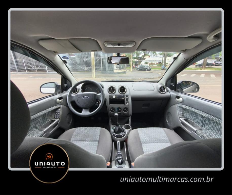 FORD Fiesta Sedan - Foto