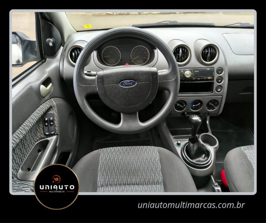 FORD Fiesta Sedan - Foto