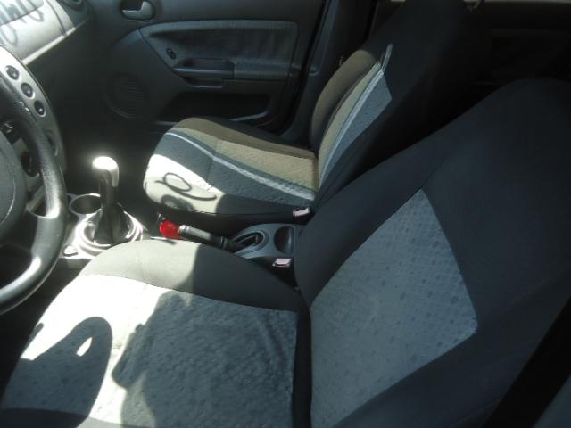 FORD Fiesta Sedan - Foto