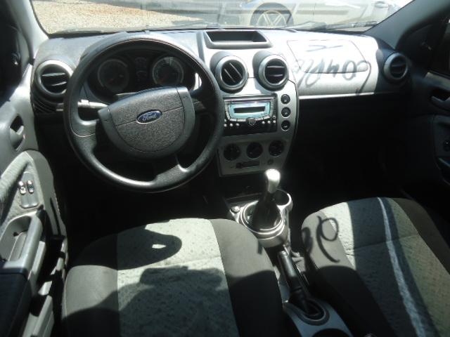 FORD Fiesta Sedan - Foto