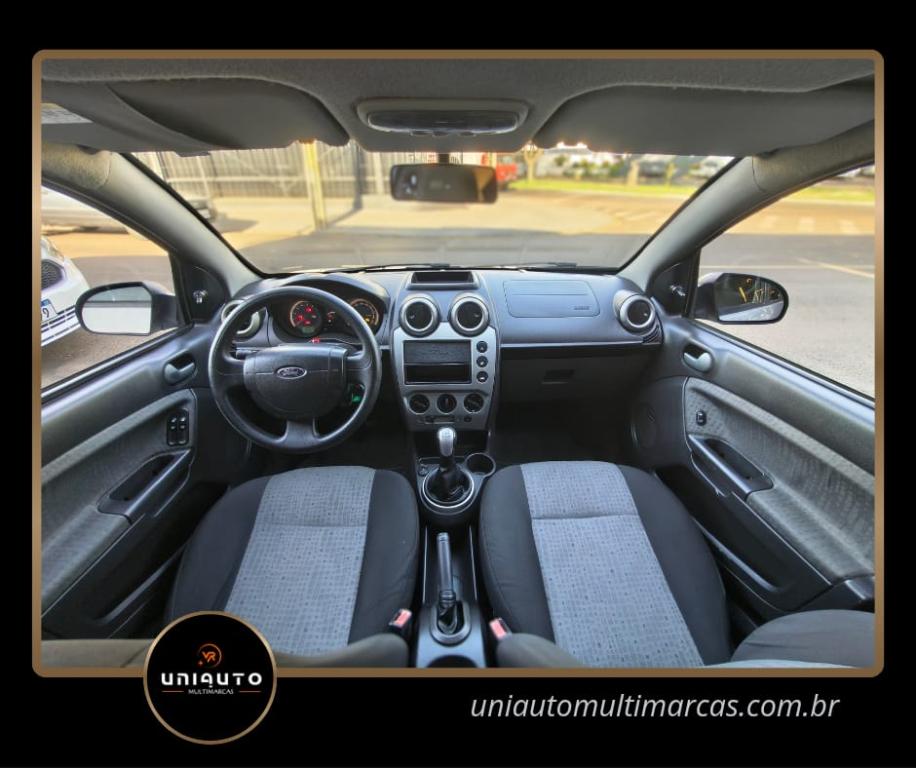 FORD Fiesta Sedan - Foto