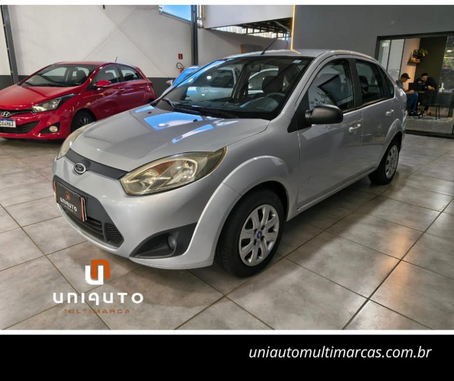 FORD Fiesta Sedan - Foto
