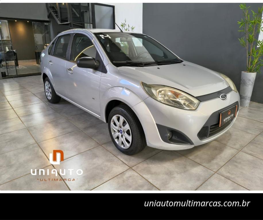 FORD Fiesta Sedan - Foto