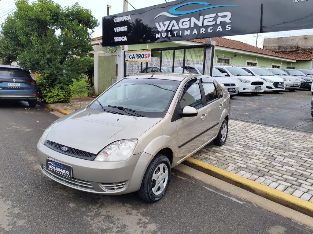 FORD Fiesta Sedan