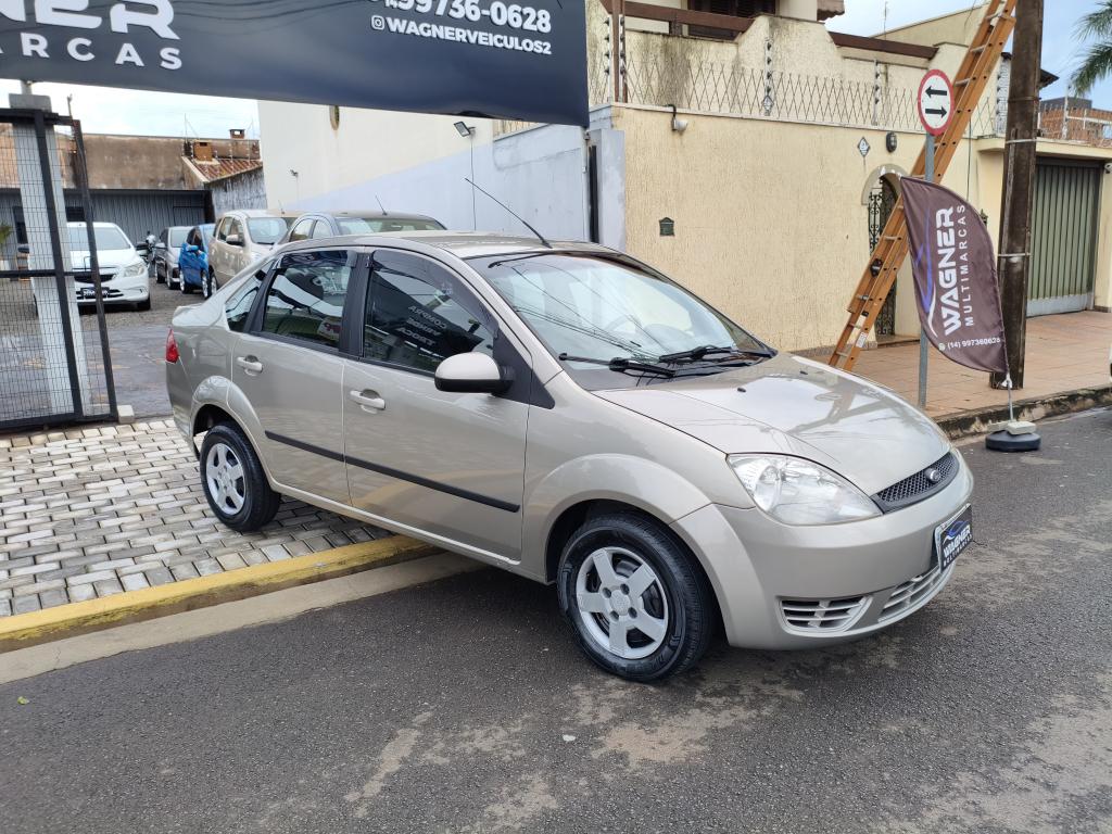 FORD Fiesta Sedan - Foto