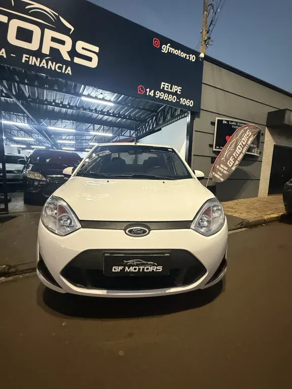 FORD Fiesta Sedan - Foto