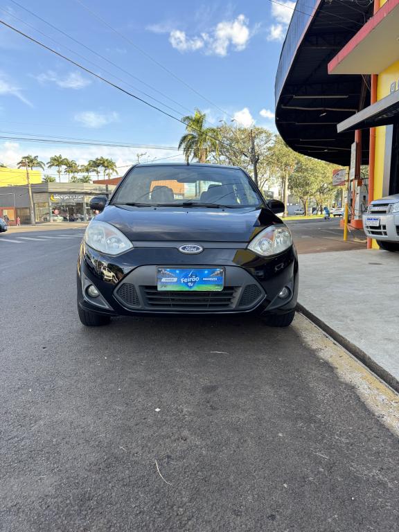 FORD Fiesta Sedan - Foto