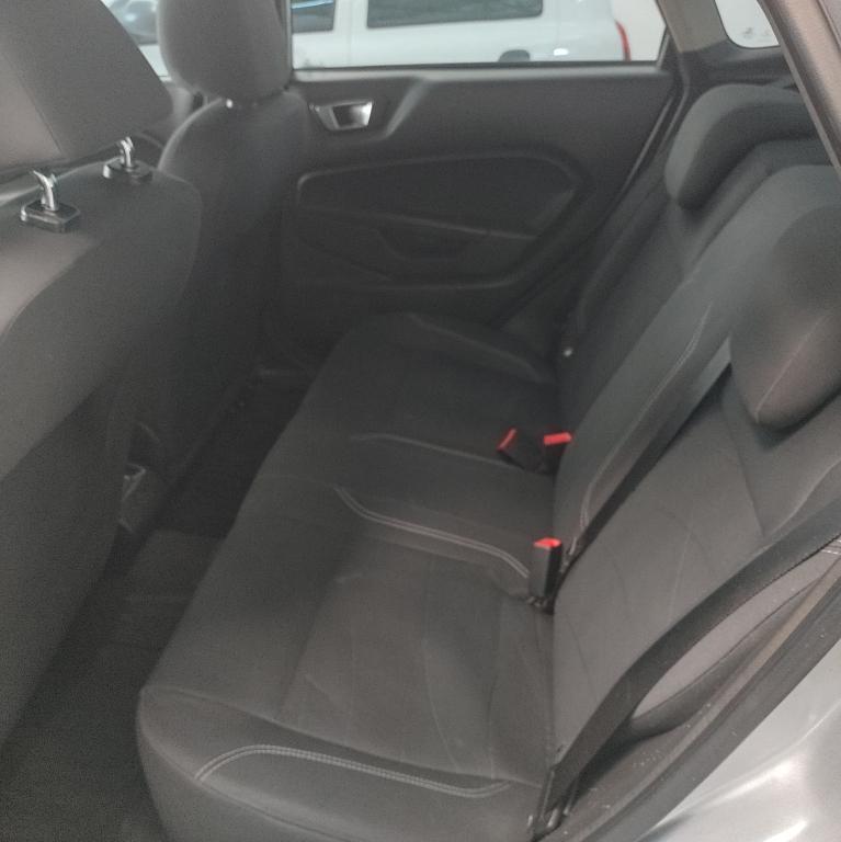 FORD Fiesta Sedan - Foto