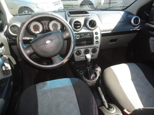 FORD Fiesta Sedan - Foto