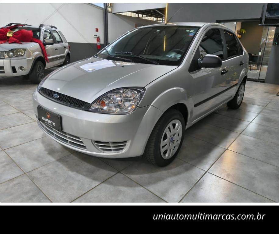 FORD Fiesta Sedan - Foto