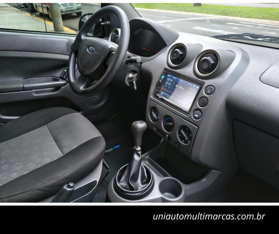 FORD Fiesta Sedan - Foto