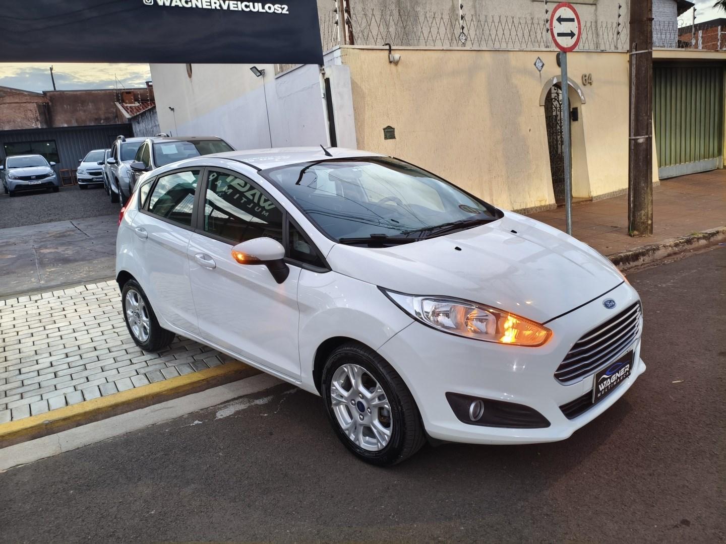 FORD Fiesta Sedan - Foto