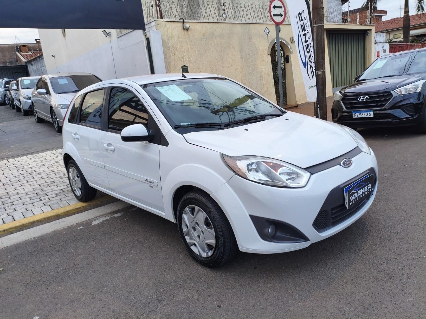 FORD Fiesta Sedan - Foto