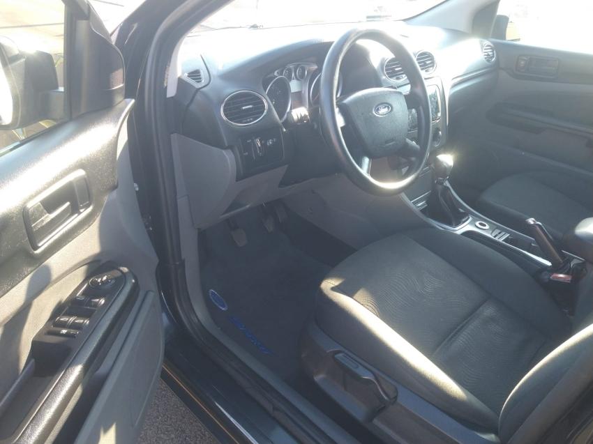 FORD Focus Hatch - Foto