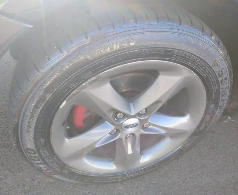 FORD Focus Hatch - Foto