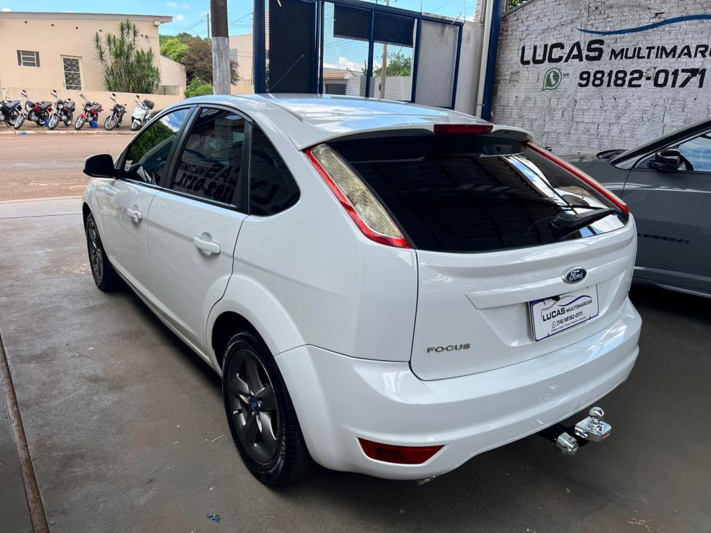 FORD Focus Hatch - Foto