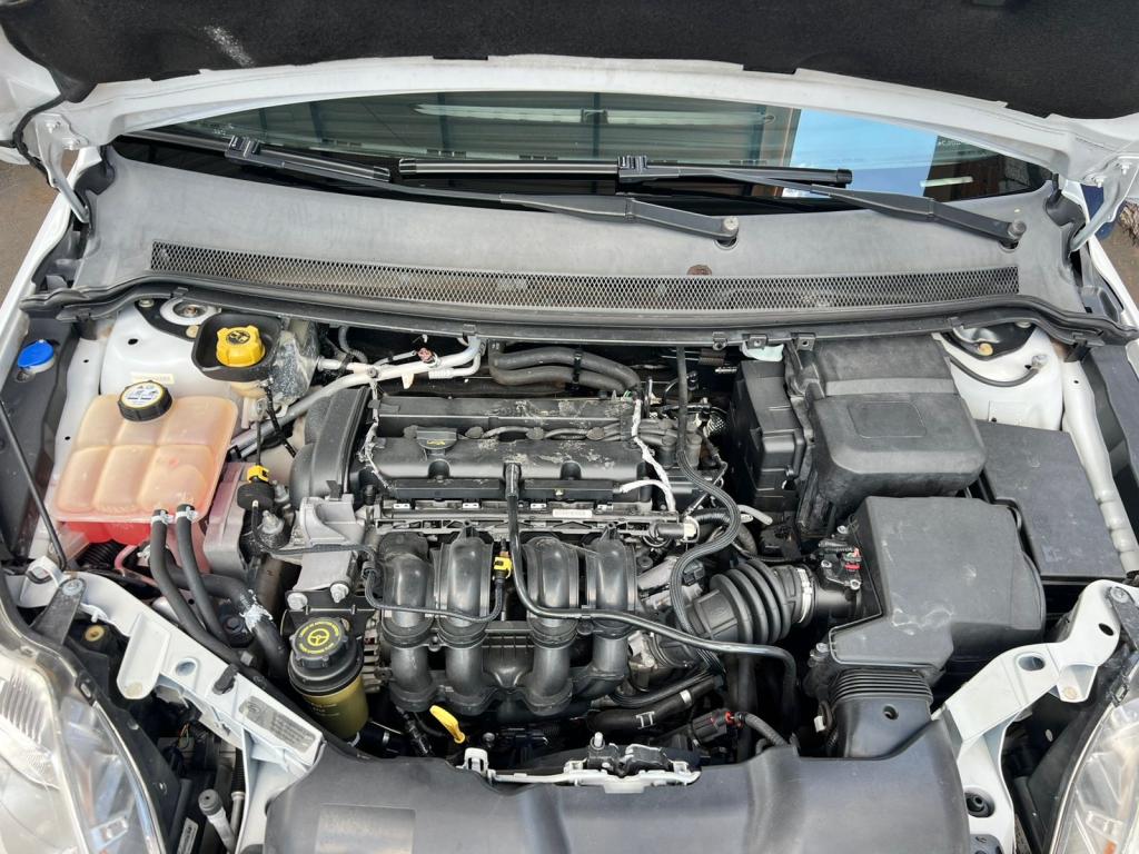 FORD Focus Hatch - Foto