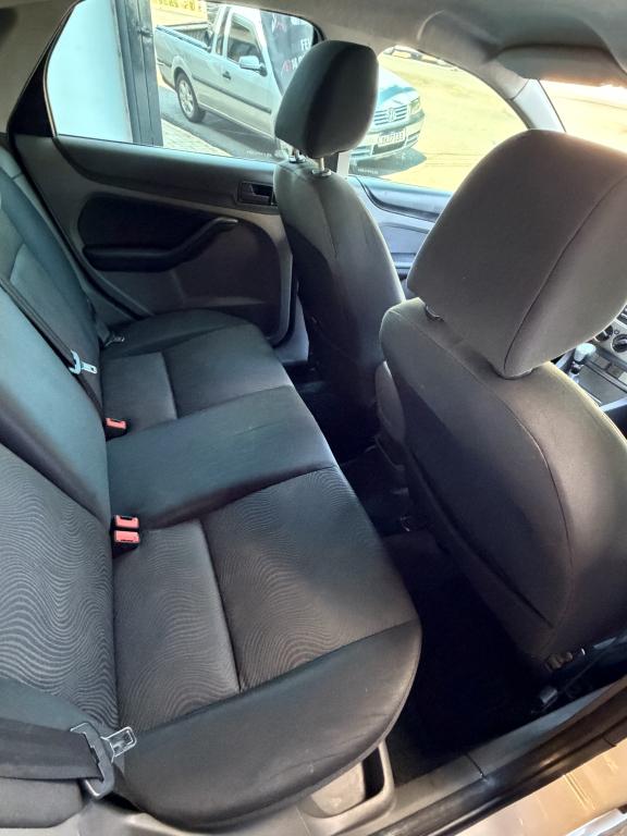 FORD Focus Hatch - Foto