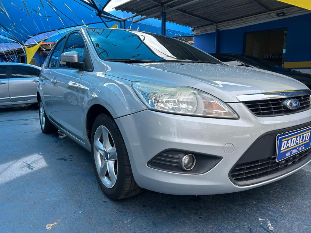 FORD Focus Hatch - Foto