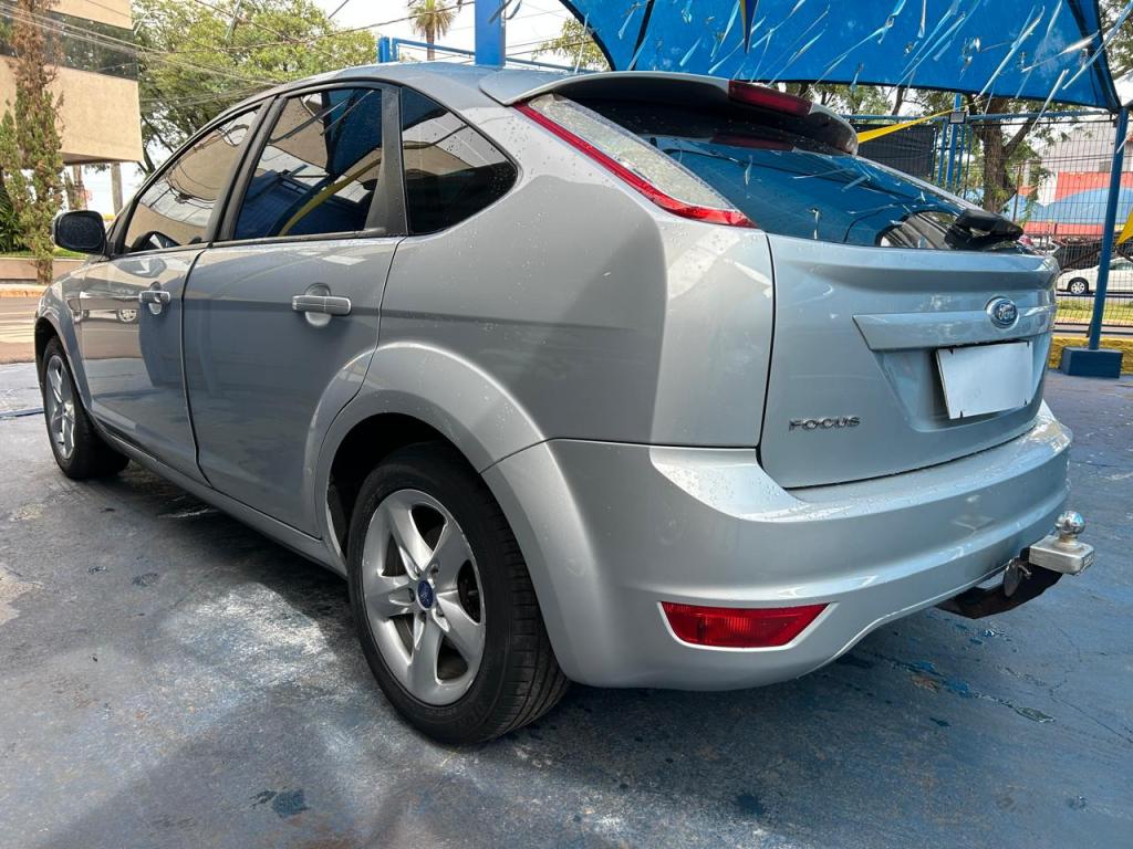 FORD Focus Hatch - Foto